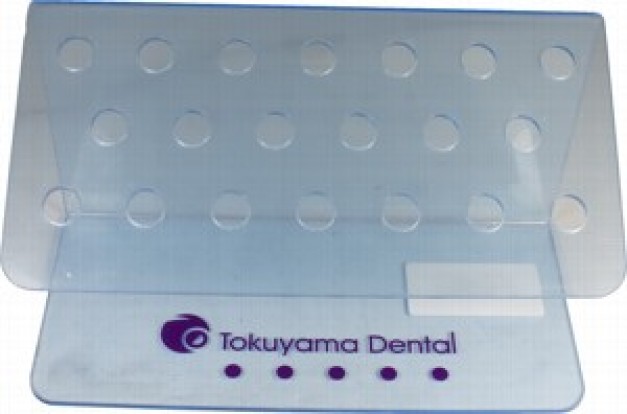 Подставка для композитов (Tokuyama) 220*100*120/70мм